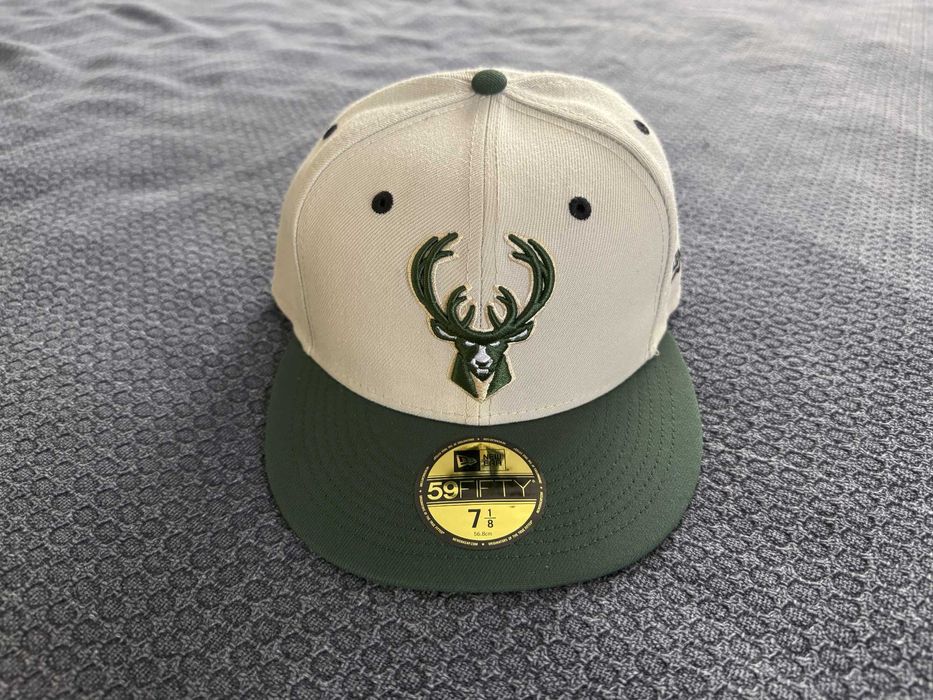 Sapca New Era 59FIFTY Milwaukee Bucks Stone Two Tone Edition 7 1/8 NOU