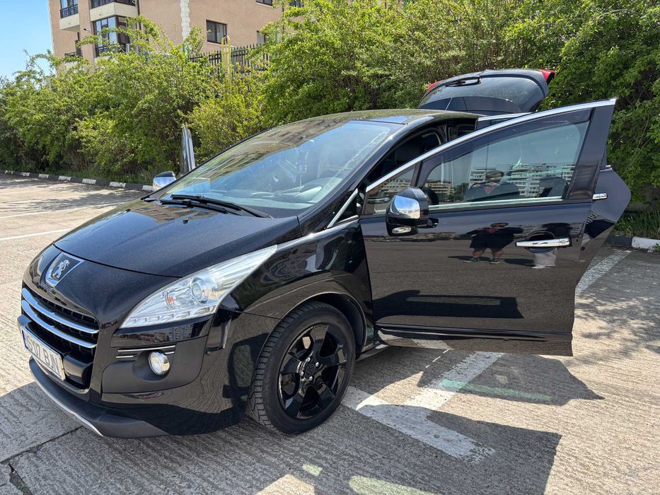 Peugeot 3008 Hybrid 4x4 Automat | Baterie hibrid reconditionată | Piele, Navigatie, Head-up