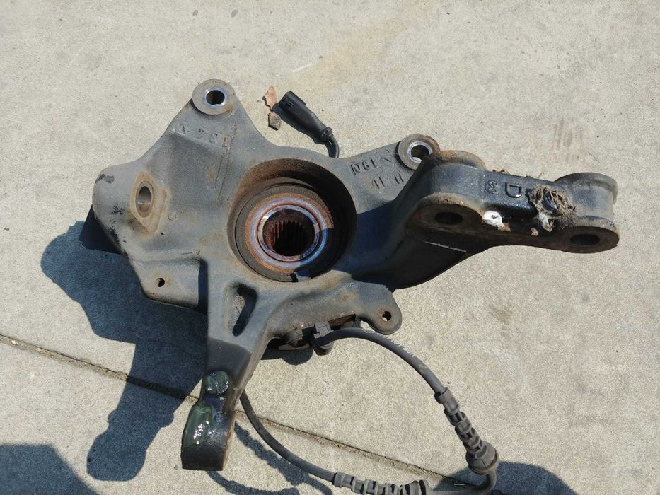 fuzeta dreapta fata 1.5 dci renault megane 3