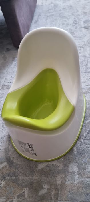 Продам детский горшок