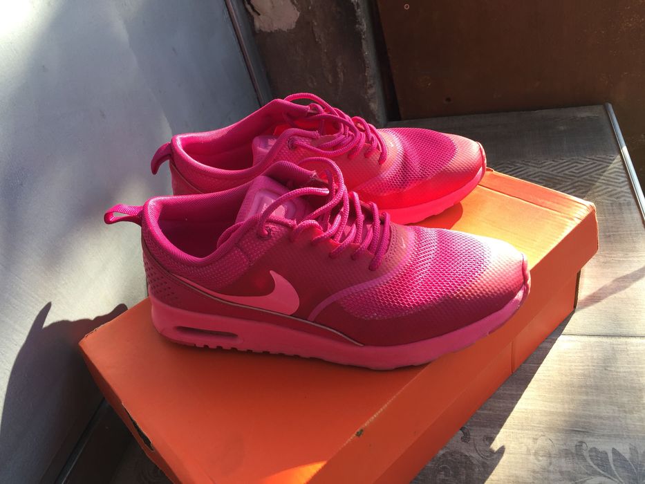 Дамски маратонки Nike Air Max Thea