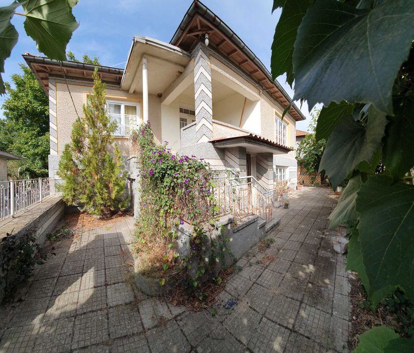 Продава се Къща в Пловдив, Западен - 200 кв.м за 319 €/кв.м - Снимка #5