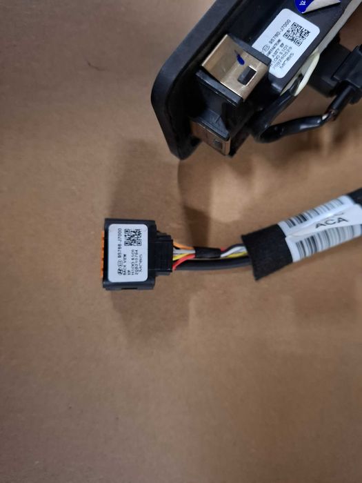 Камера за задно виждане с дръжка за багажника Kia/Hyundai