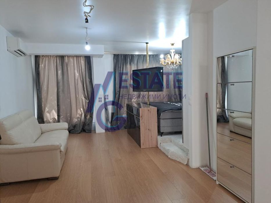 Продава се Двустаен апартамент в Бургас, Център - 80 кв.м за 1594 €/кв.м - Снимка #4