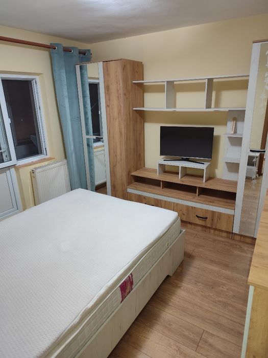 Inchiriez apartament 2 camere