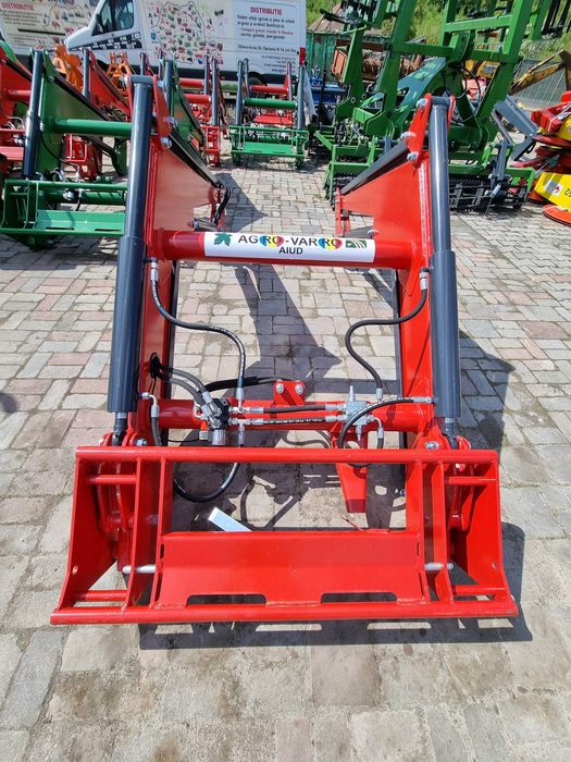 Incarcator frontal pt. tractoare