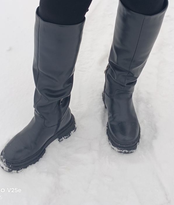 Женские зимние сапоги