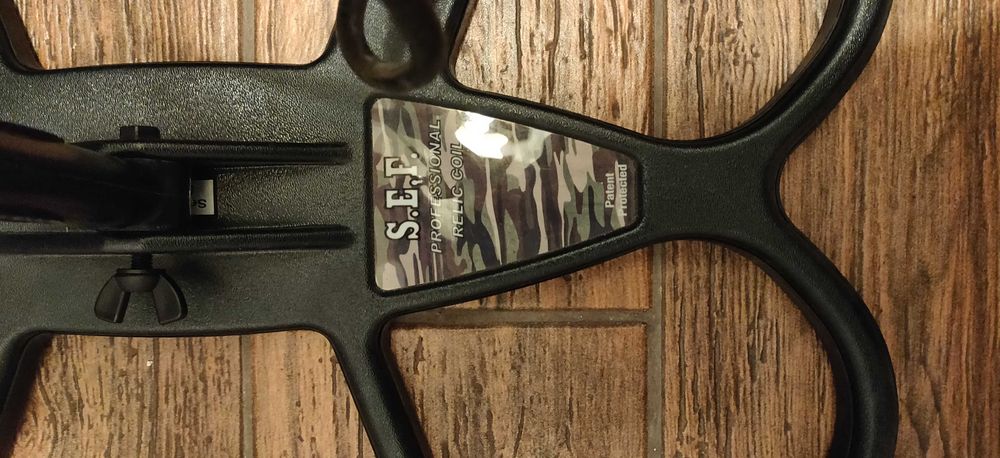 Detector metale Detech