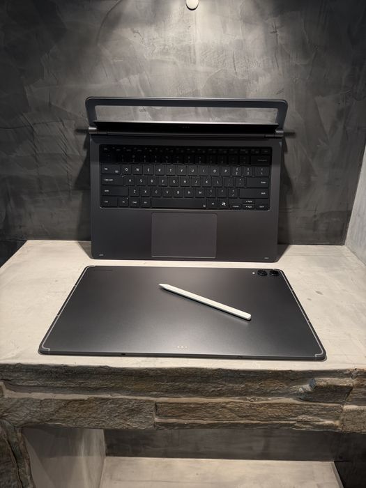 КАТО ЧИСТО НОВ Samsung Galaxy Tab S11 Ultra 5G Cellular + Keyboard + S Pen