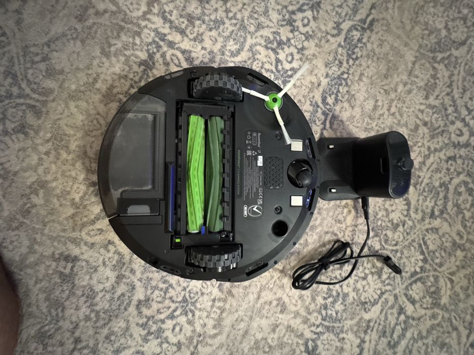 Aspirator robot roomba i7