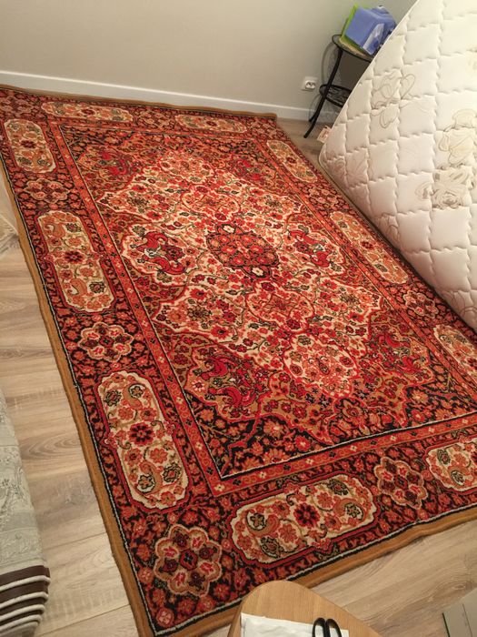 Продам шерстяной ковер