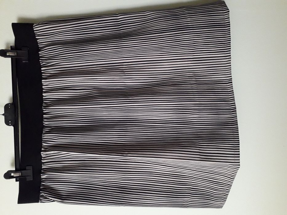 Fusta handmade nouă