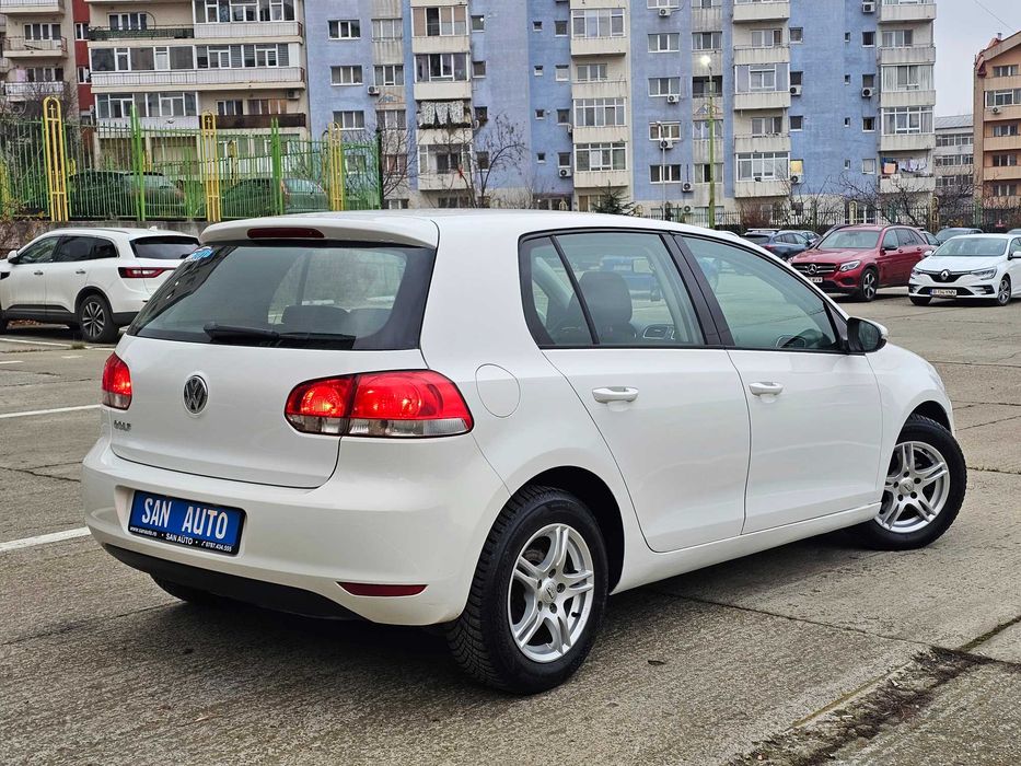 VW Golf VI 2011 1.2 TSI 85 CP euro 5 automata / RATE fara avans