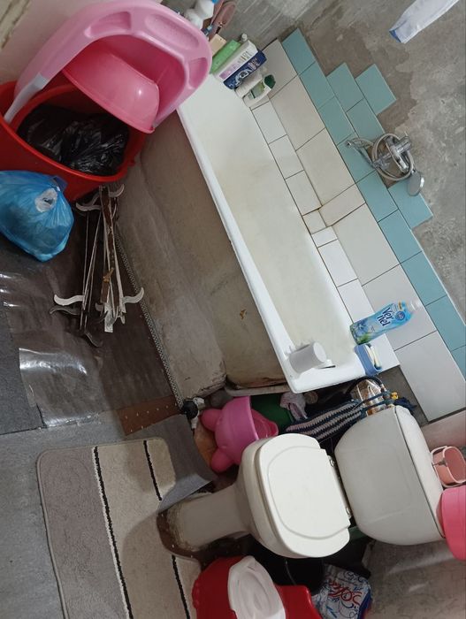 Юнусабад 2 квартал 1/14/16 (43²) продаётся квартира