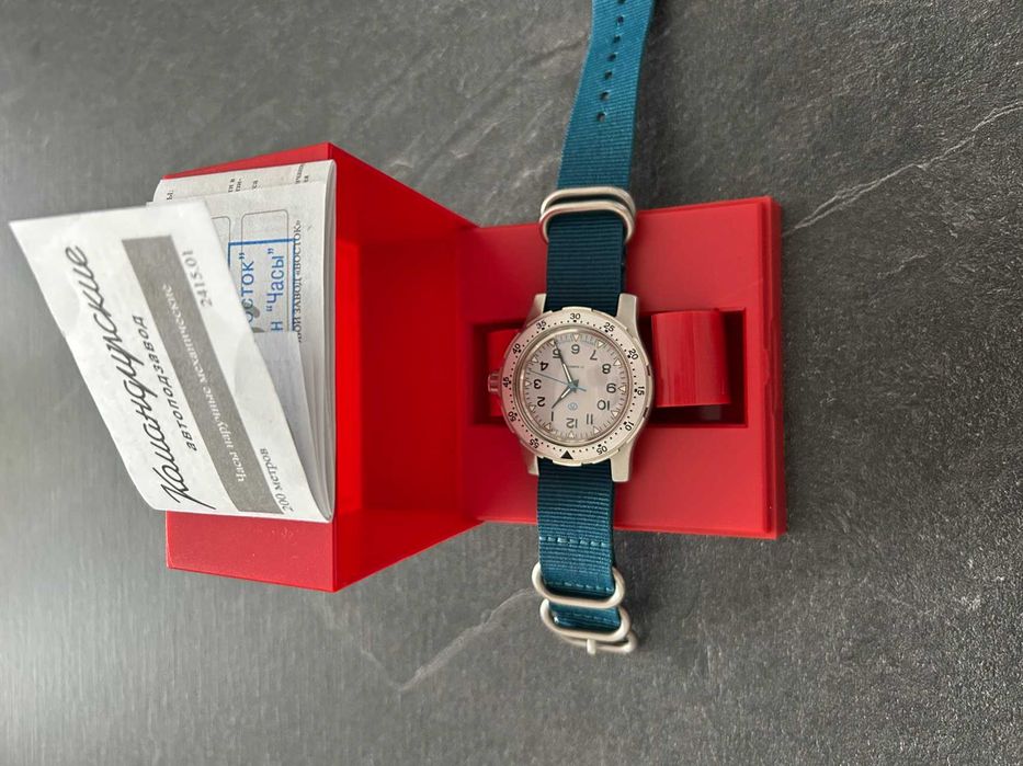 Нови часовници Timex, Vostok