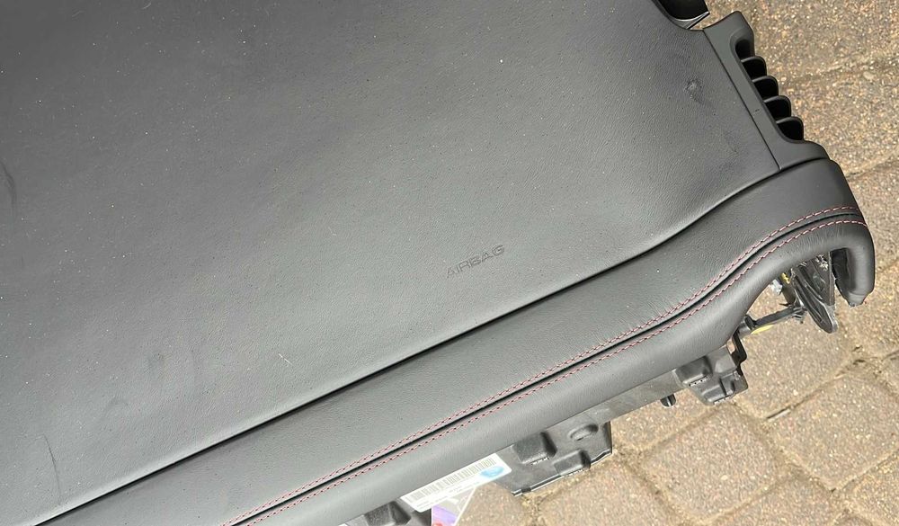 Porsche Cayenne 9Y - plansa bord HUD - cusatura rosie - kit airbag
