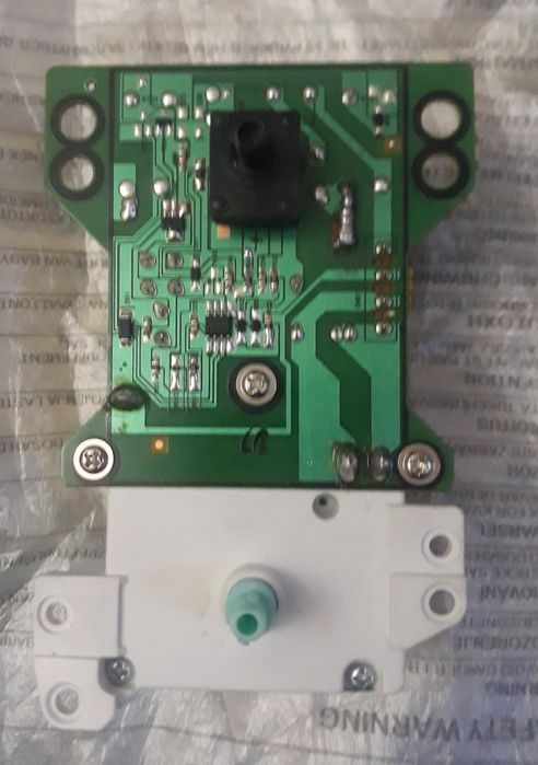 Магнетрон инверторный,трансформатор,тарелка и другие запчасти на микр