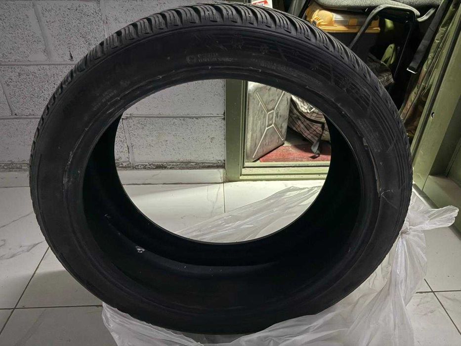 Продам зимние шины Hankook (липучка)