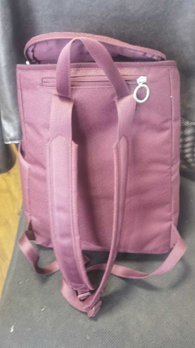 rucsac nike visiniu ca nou