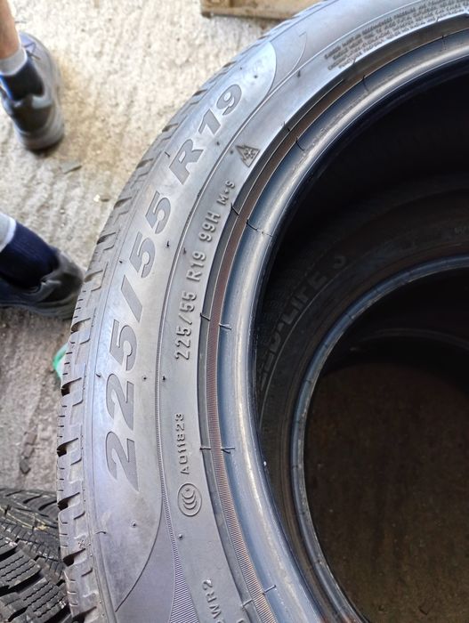 Почти нови 4бр.225/55/19 Pirelli dot3922