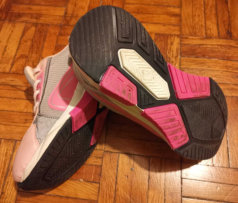 Adidasi sport LC WAIKIKI mar 36 pentru fete sau femei