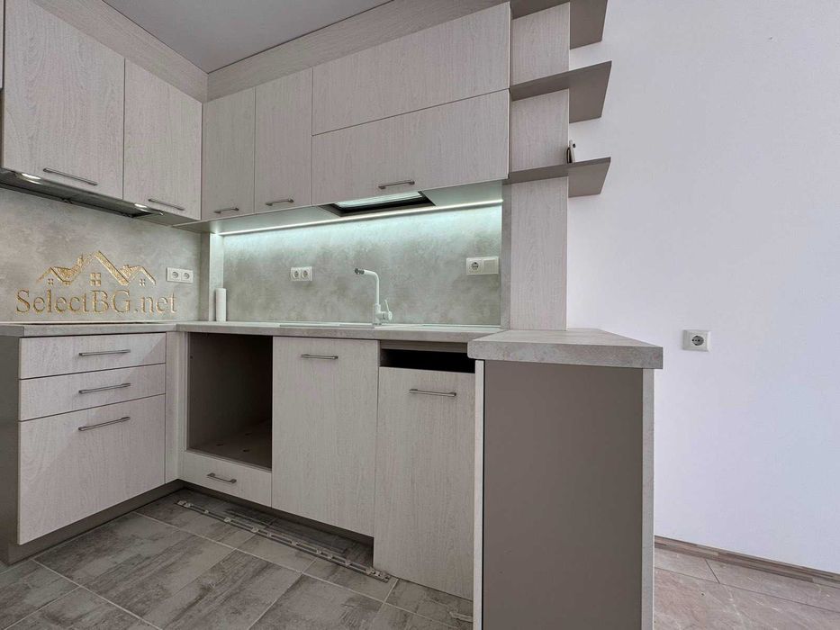 Продава се Двустаен апартамент в Велико Търново, Колю Фичето - 50 кв.м за 1560 €/кв.м - Снимка #2