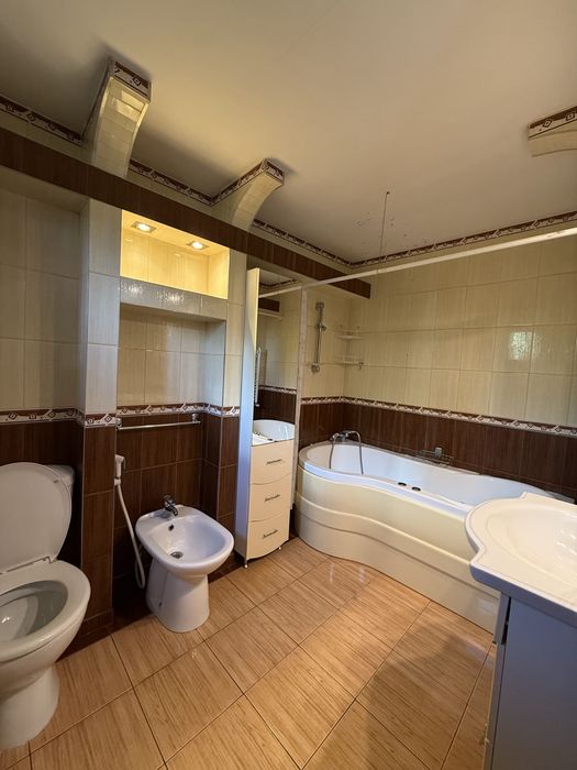 Vand Casa in Lupesti