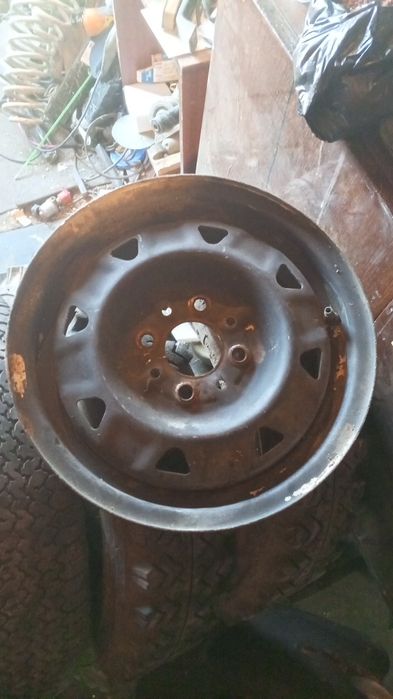 Продам колёса нива