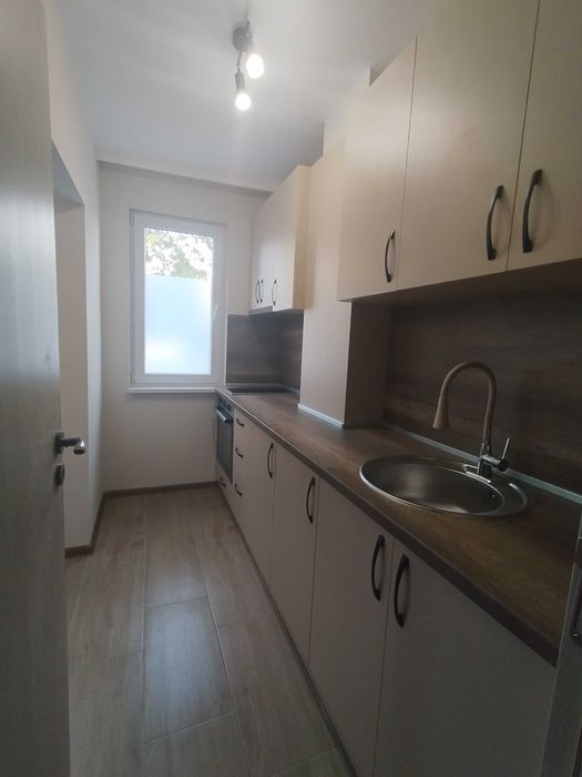 Дава се под наем Тристаен апартамент в Стара Загора, Център - 75 кв.м за 408 € - Снимка #9