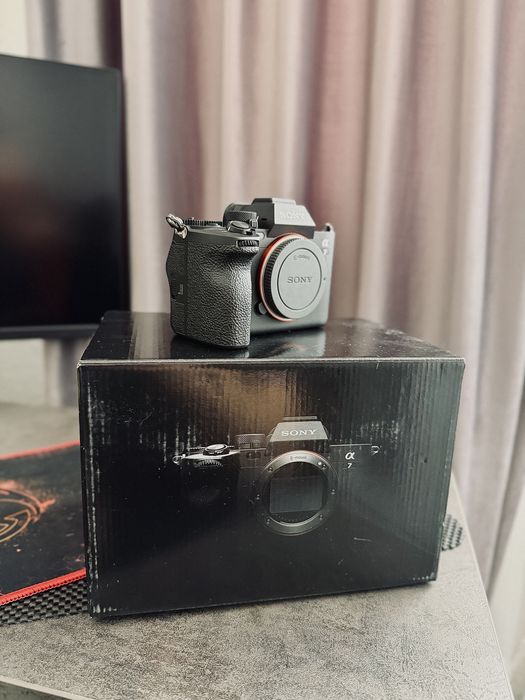 Sony A7 IV Full Box
