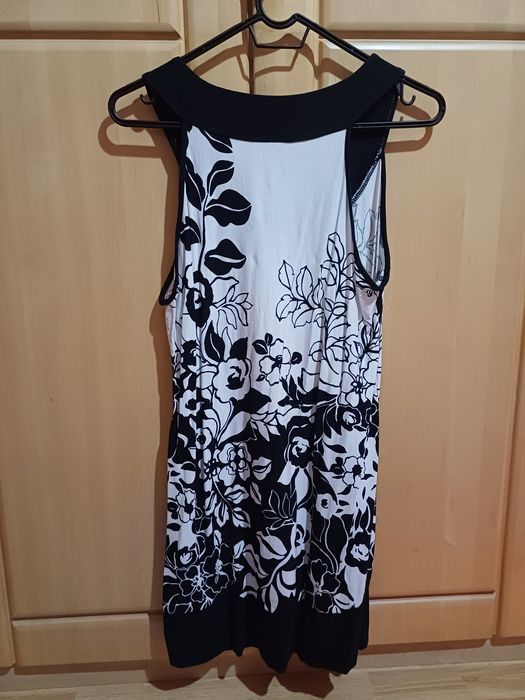 Vand rochie de vara, Yessica, L, în stare perfectă