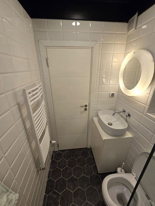 Продава се Двустаен апартамент в София, Център - 70 кв.м за 2113 €/кв.м - Снимка #8
