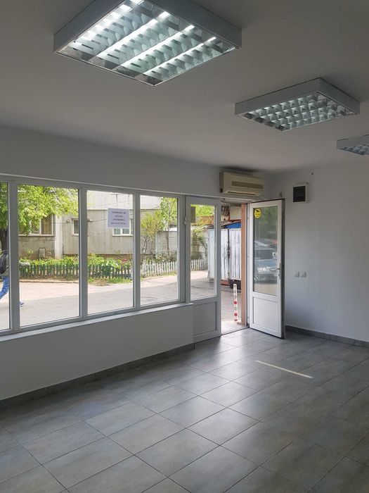 Proprietar- Spatiu Comercial/Birou 36 mp Malu Rosu ,Trifazat,Parcare