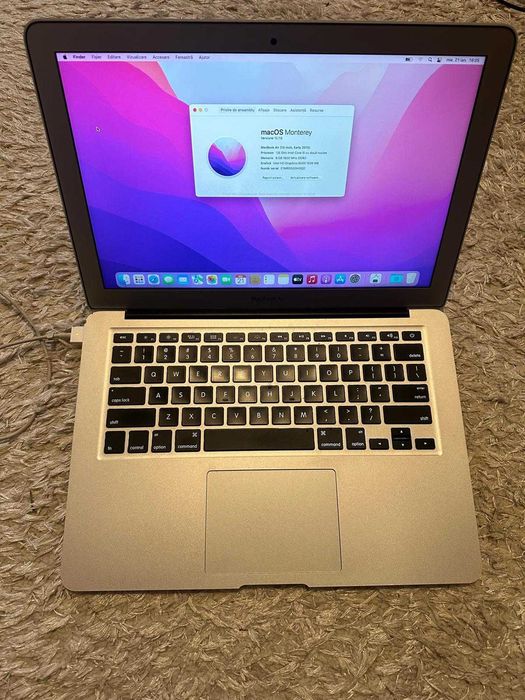 MacBook Air 13 inch 2015 8 Gb Ram CPU I5 SSD 128 GB Grii
