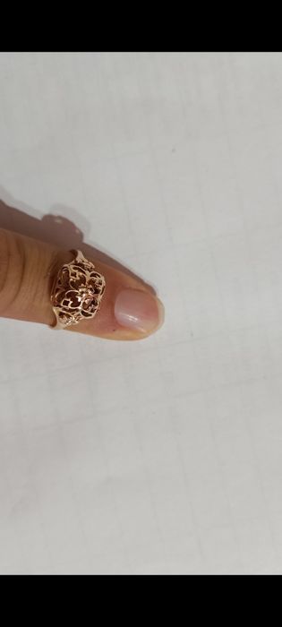 Продам золотое кольцо