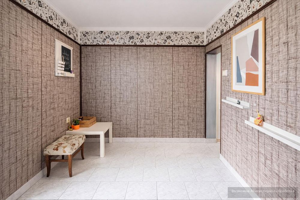 Тристаен апартамент в района на Центъра