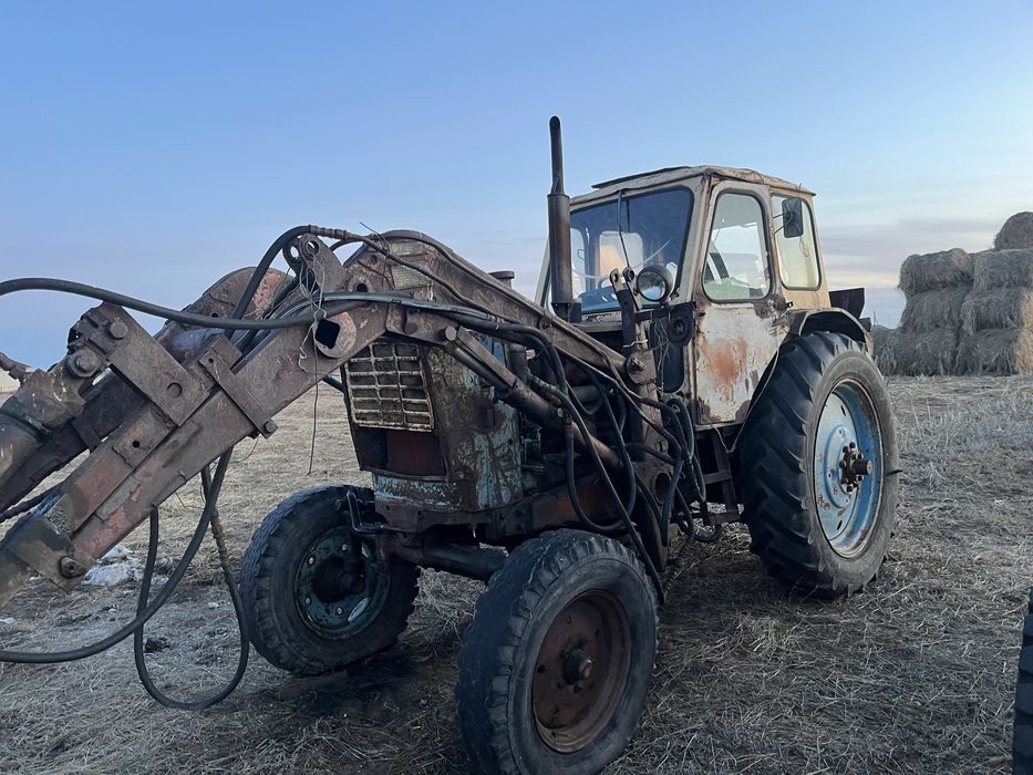 Продам трактор на полном ходу