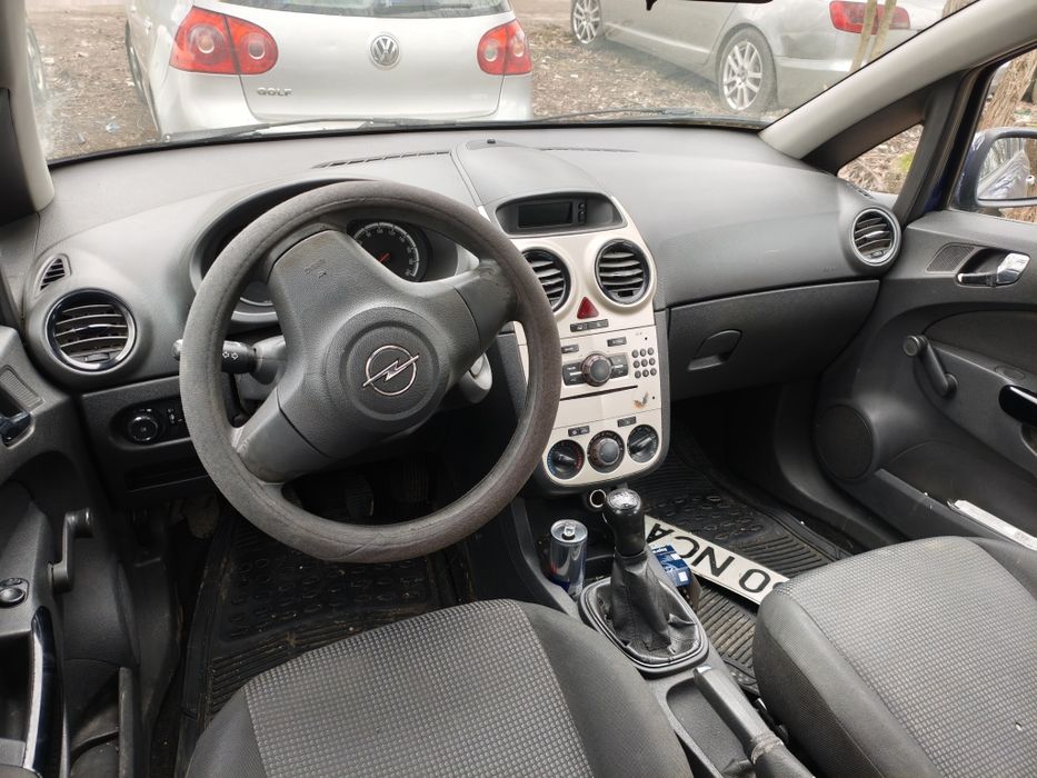 Opel Corsa 2010.   EURO 5