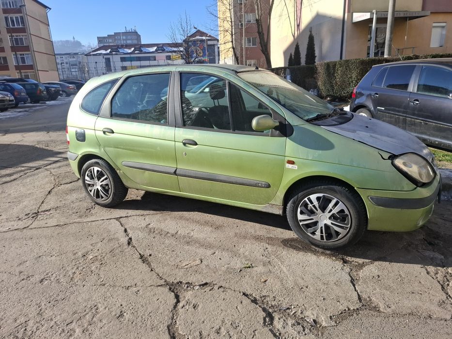 Vând Renault megane scenic 1