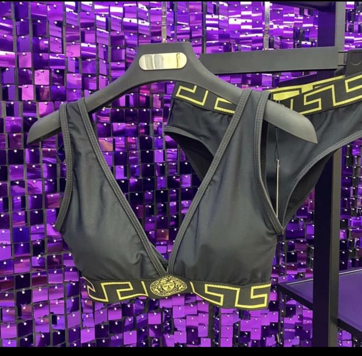 Купальник с высокой посадкой