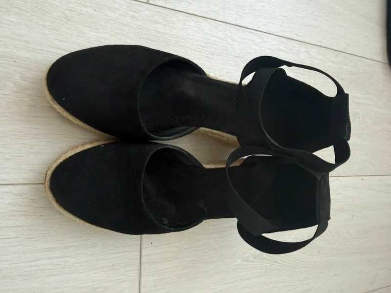 Sandale platforma Reserved