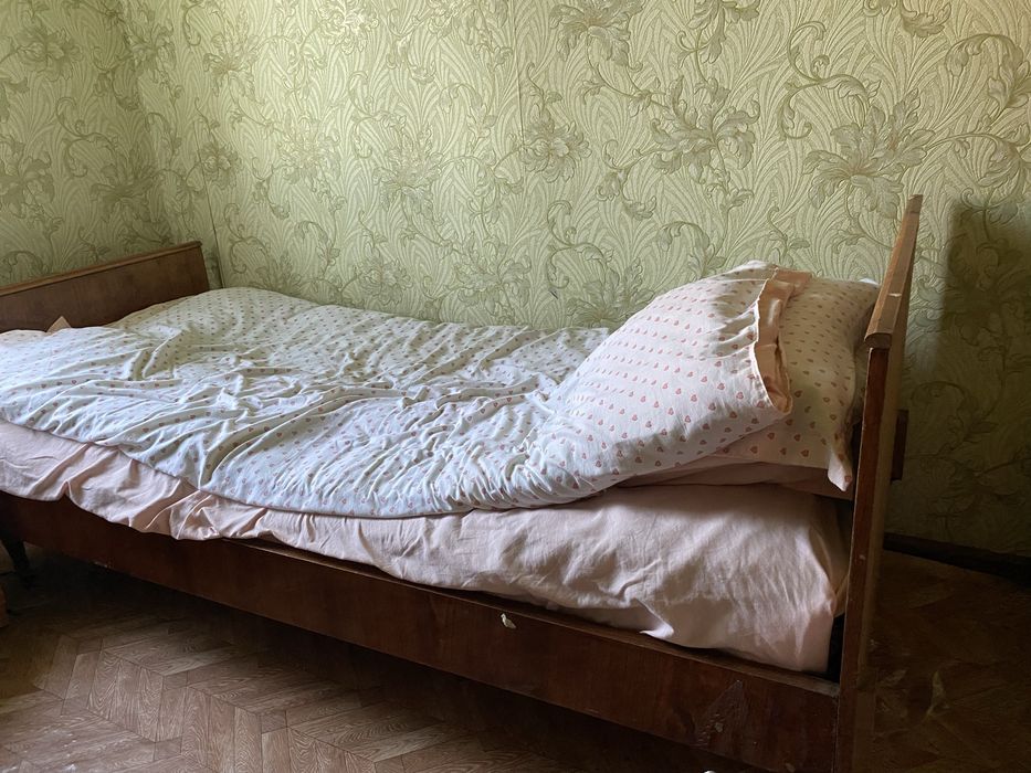 Кровать полуторка