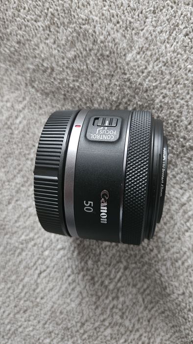 Obiectiv canon RF 50mm f1.8 STM