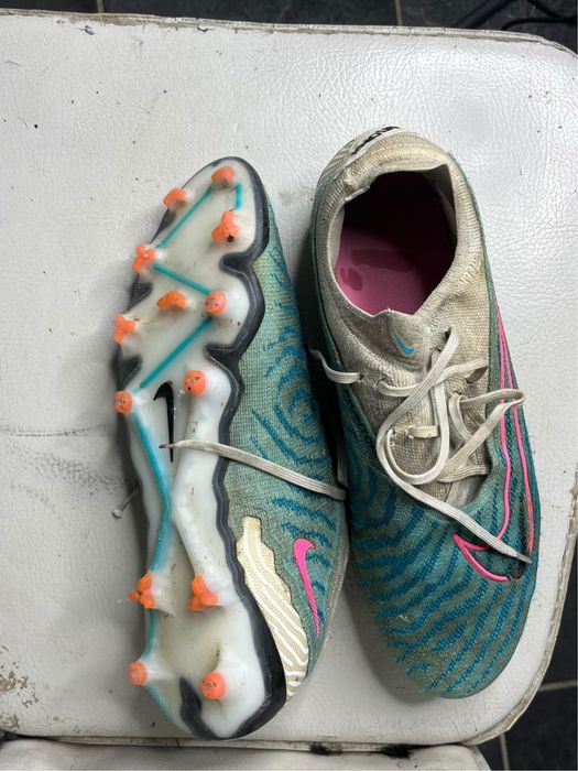 Футболни обувки 45 номер