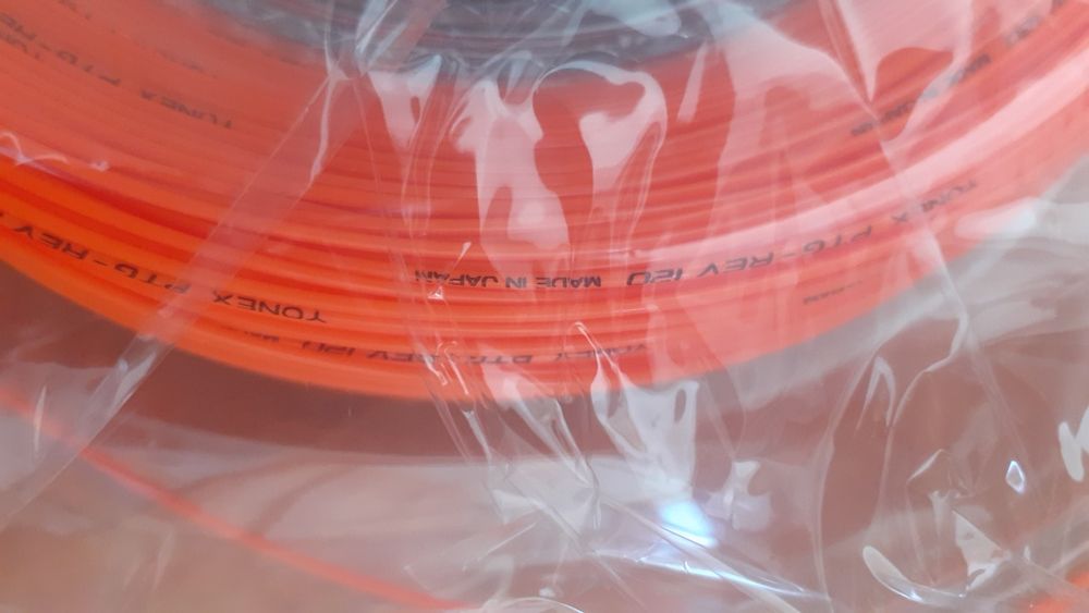 Rola 200 m Yonex Poly Tour Rev 1.20 mm racordaj racheta tenis