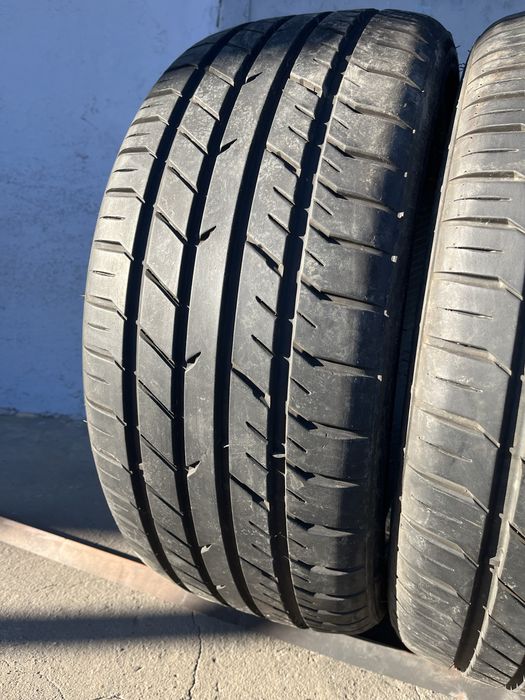 2 бр. летну гуми 255/35/21 Bearway DOT 4324 7 mm