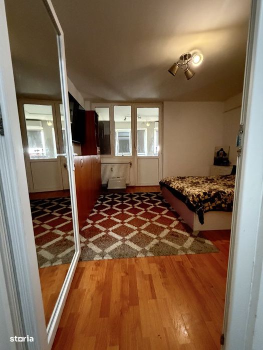 Garsonieră zona Lapus