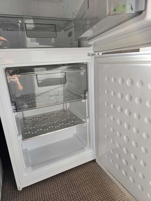 Frigider Artic folosit 183L / 87L congelator