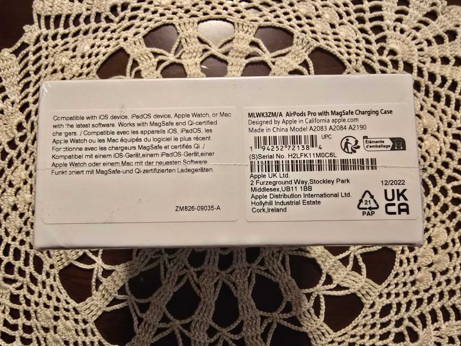 Apple Airpods Pro with MagSafe charging case - неразопакован