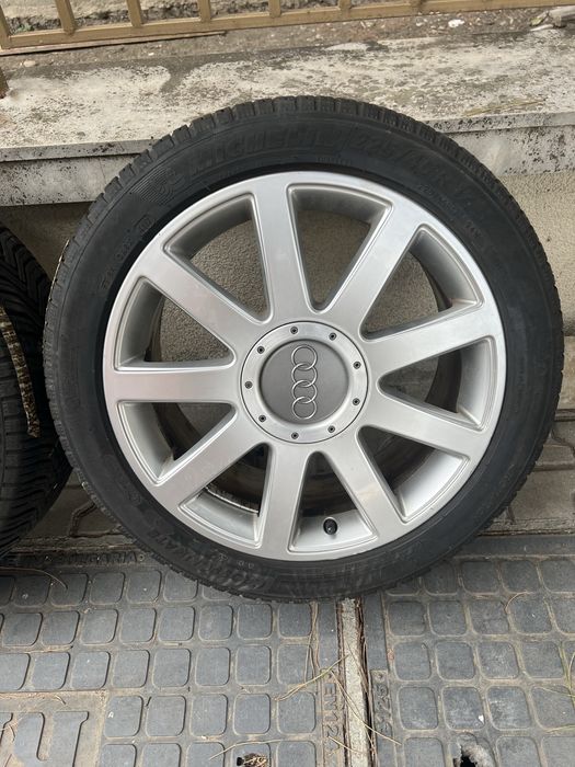 Audi A3 17 Оригинални Джанти с Гуми